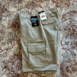 NEW WITH TAGS - Dickies Women Cargo Shorts